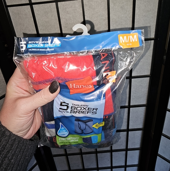 LAST CHANCEBoys Hanes Medium Boxer Briefs - Picture 3 of 3